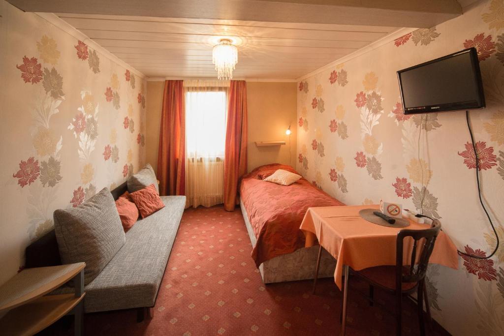 Hotel Haus Jutta Goessweinstein Pokoj fotografie