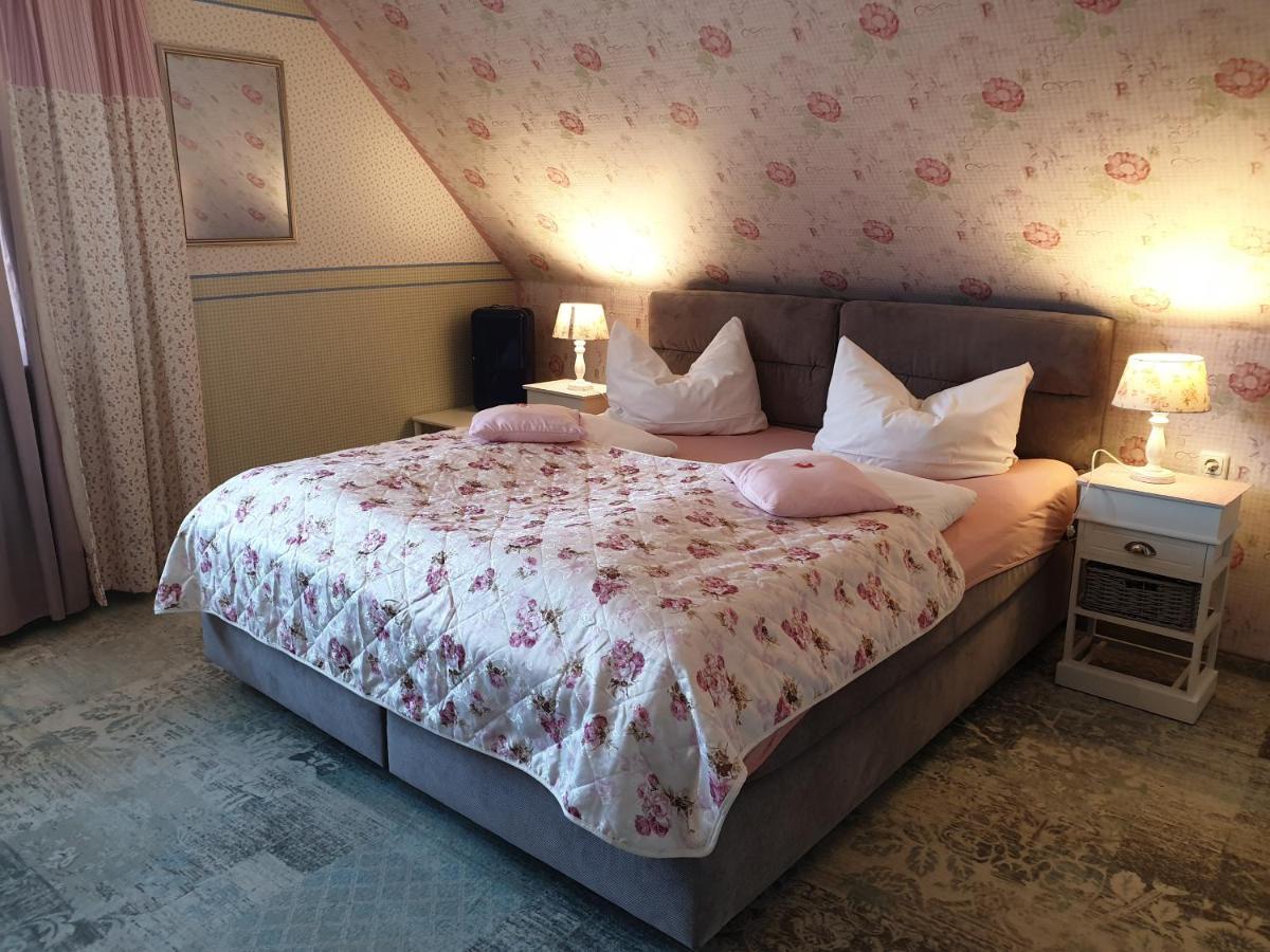 Hotel Haus Jutta Goessweinstein Exteriér fotografie